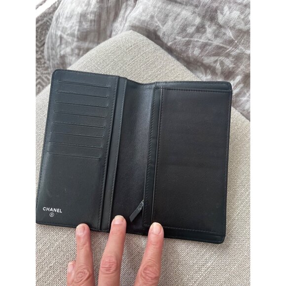 Chanel Patent Leather Camellia Wallet - Picture 5 of 9